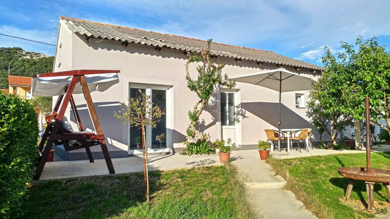Apartmani Kastelan Barbat na Rabu Екстериор снимка
