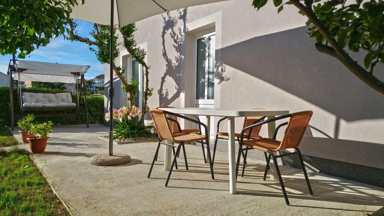 Apartmani Kastelan Barbat na Rabu Екстериор снимка