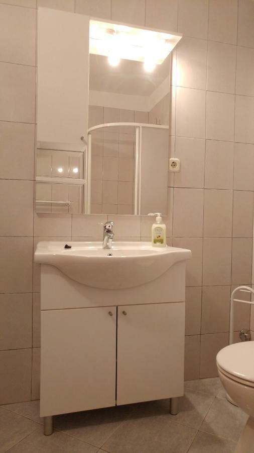 Apartmani Kastelan Barbat na Rabu Екстериор снимка